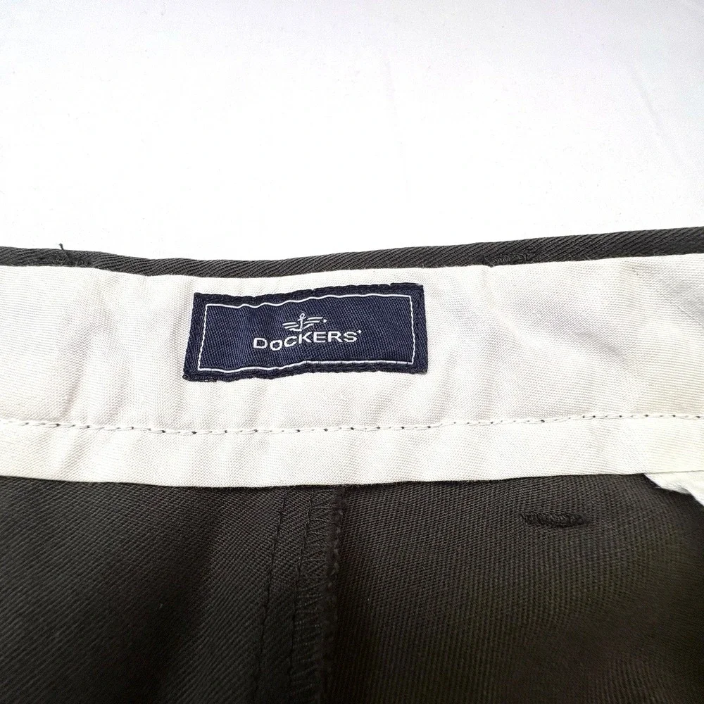 Dockers Pacific Collection Mens Khakis 34 Green Twill Straight Classic Flat 445